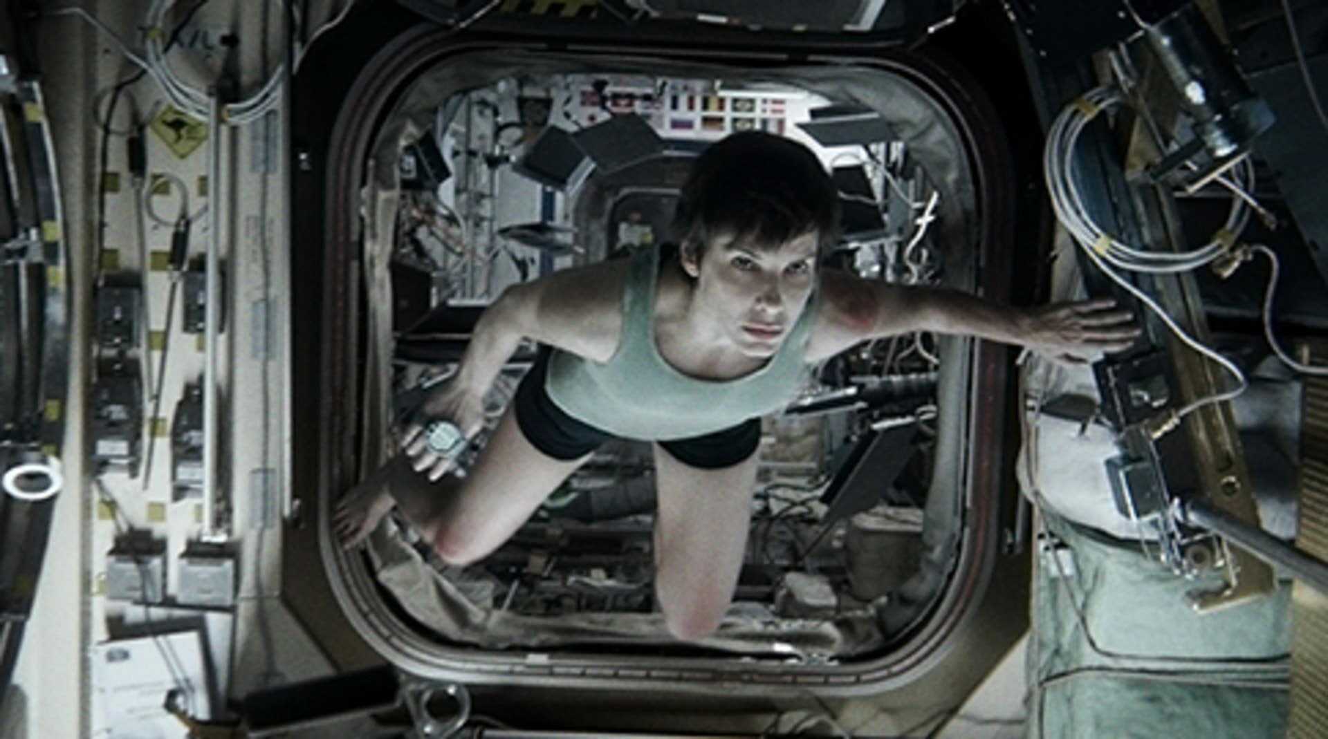 Gravity - Image 22