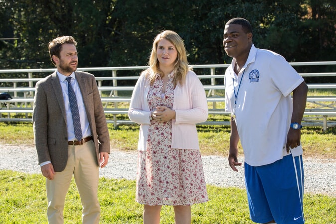 Jillian Bell and Dean Norris Join Ice Cube and Charlie Day in 'Fist Fight'  (Exclusive) – The Hollywood Reporter