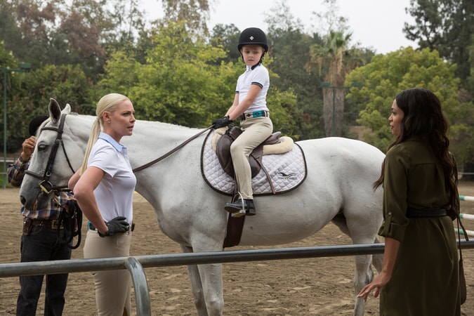 KATHERINE HEIGL as Tessa Connover, ISABELLA KAI RICE as Lily Connover and ROSARIO DAWSON as Julia Banks in Warner Bros. Pictures' dramatic thriller "UNFORGETTABLE," a Warner Bros. Pictures release.