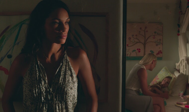 ROSARIO DAWSON as Julia Banks, KATHERINE HEIGL as Tessa Connover and ISABELLA KAI RICE as Lily Connover in Warner Bros. Pictures' dramatic thriller "UNFORGETTABLE," a Warner Bros. Pictures release.