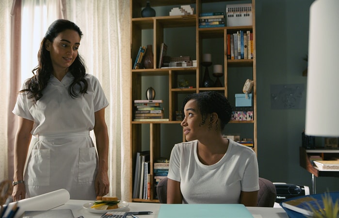 ANA DE LA REGUERA as Carla and AMANDLA STENBERG as Maddy in the Warner Bros. Pictures and Metro-Goldwyn-Mayer Pictures romantic drama "EVERYTHING, EVERYTHING," a Warner Bros. Pictures release.