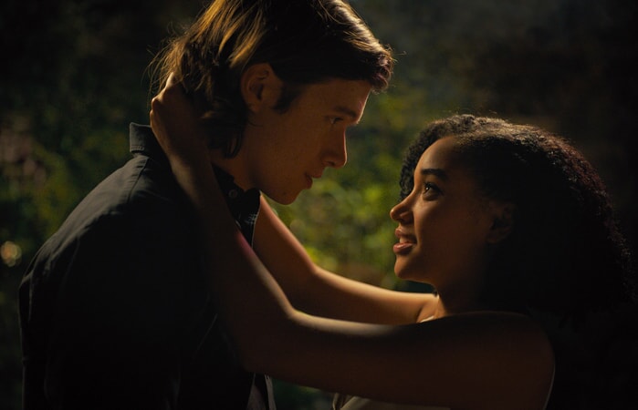 NICK ROBINSON as Olly and AMANDLA STENBERG as Maddy in the Warner Bros. Pictures and Metro-Goldwyn-Mayer Pictures romantic drama "EVERYTHING, EVERYTHING," a Warner Bros. Pictures release.