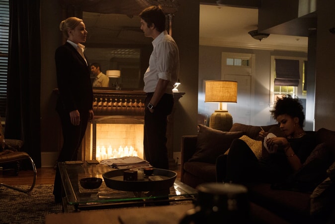 ABBIE CORNISH as Sarah Wilson, JIM STURGESS as Max Lawson and ZAZIE BEETZ as Dana in Warner Bros. Pictures' and Skydance's suspense thriller "GEOSTORM," a Warner Bros. Pictures release.