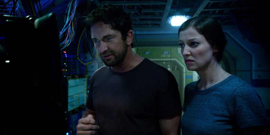 GERARD BUTLER as Jake Lawson and ALEXANDRA MARIA LARA as Ute Fassbinder in Warner Bros. Pictures' and Skydance's suspense thriller "GEOSTORM," a Warner Bros. Pictures release.